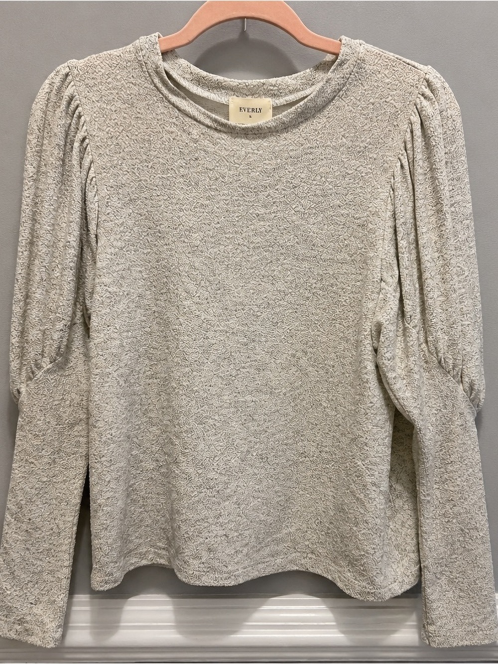 Everly Heather Gray Long Sleeve Top - Picture 2 of 5